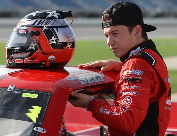 Read more about the article Austin Wayne Self to Drive Second AM Racing Truck at Daytona