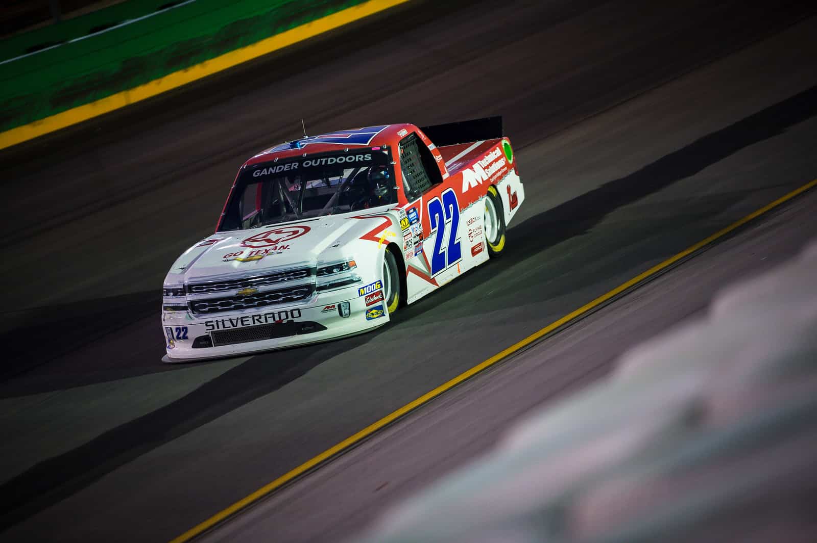 Read more about the article Kentucky Speedway | Camping World 225 Race Recap