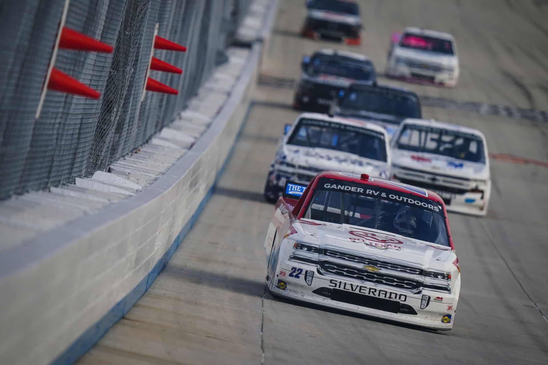Read more about the article Handling hinders Monster Mile finish for Austin Wayne Self and AM Racing