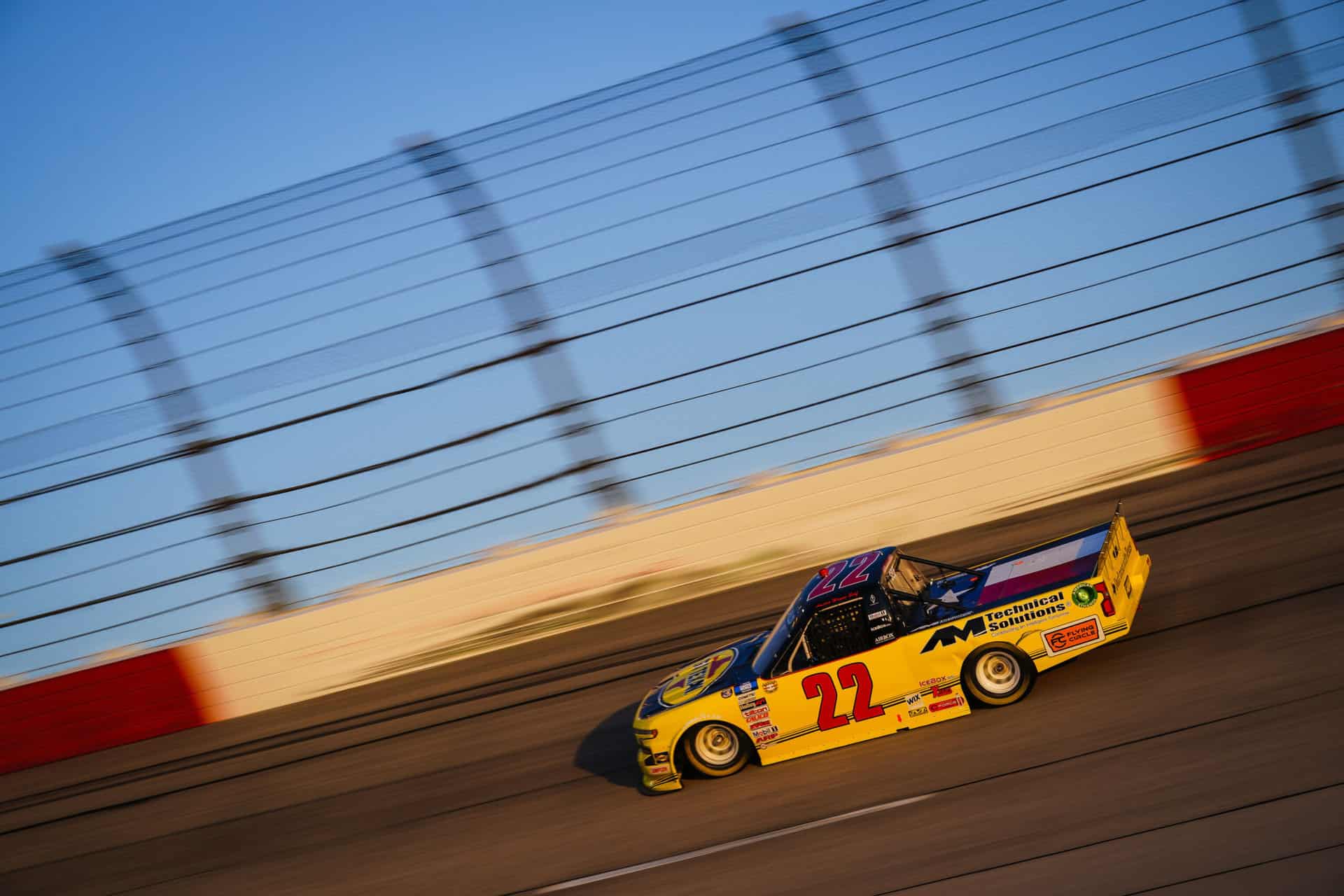 Read more about the article Austin Wayne Self; AM Racing conquer Darlington Raceway with top-10 finish
